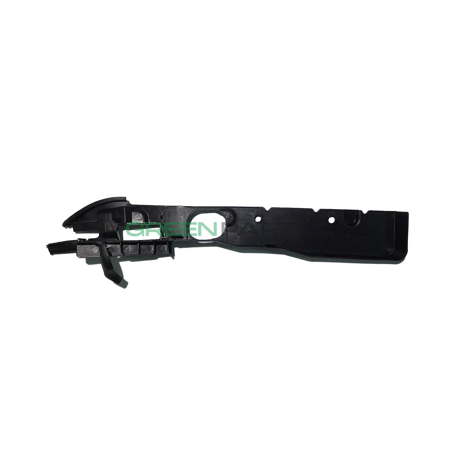 2005-2007 FORD FOCUS ÖN ÇAMURLUK BRAKETİ SAĞ (4M51 A02476 AJ)